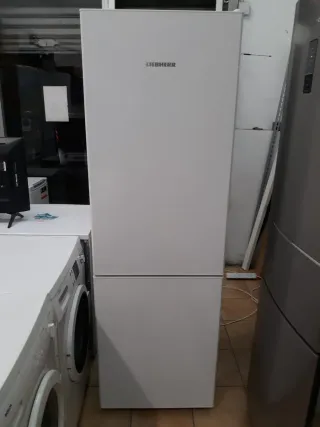 Nevera Liebherr Blanca