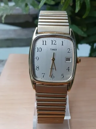 Reloj Timex Cuarzo Vintage Dorado
