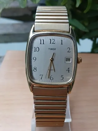 Reloj Timex Cuarzo Vintage Dorado