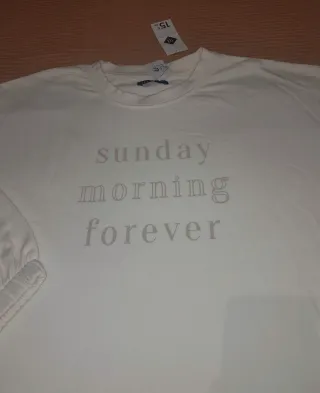 Sudadera oversize Sunday morning forever