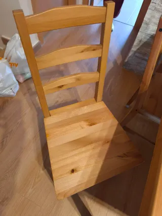 Mesa comedor madera con 4 sillas