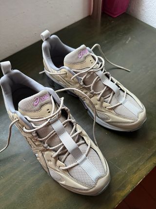 Zapatillas Asics Beige/Gris