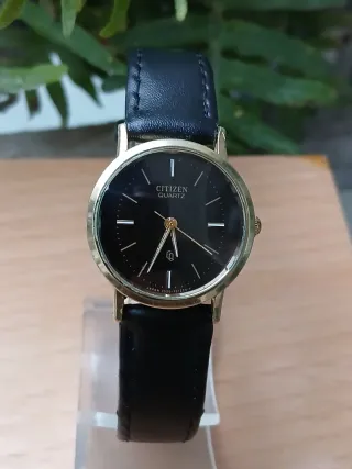 Reloj Citizen Cuarzo Mujer Negro/Dorado