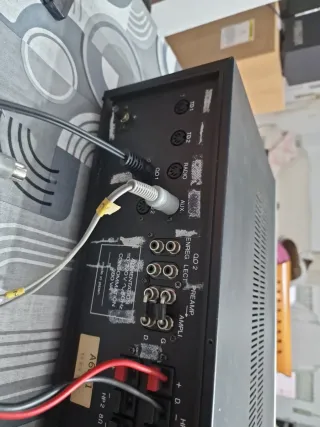 Preamplificador y amplificador Brandt A6021