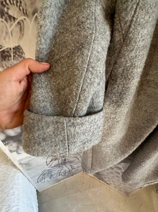 Abrigo COS Talla M -L Lana Algadon