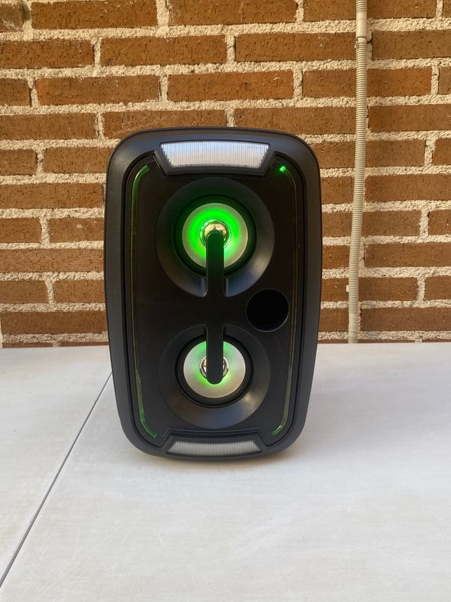 Altavoz Portatil Bluetooth y Batería Parlante
