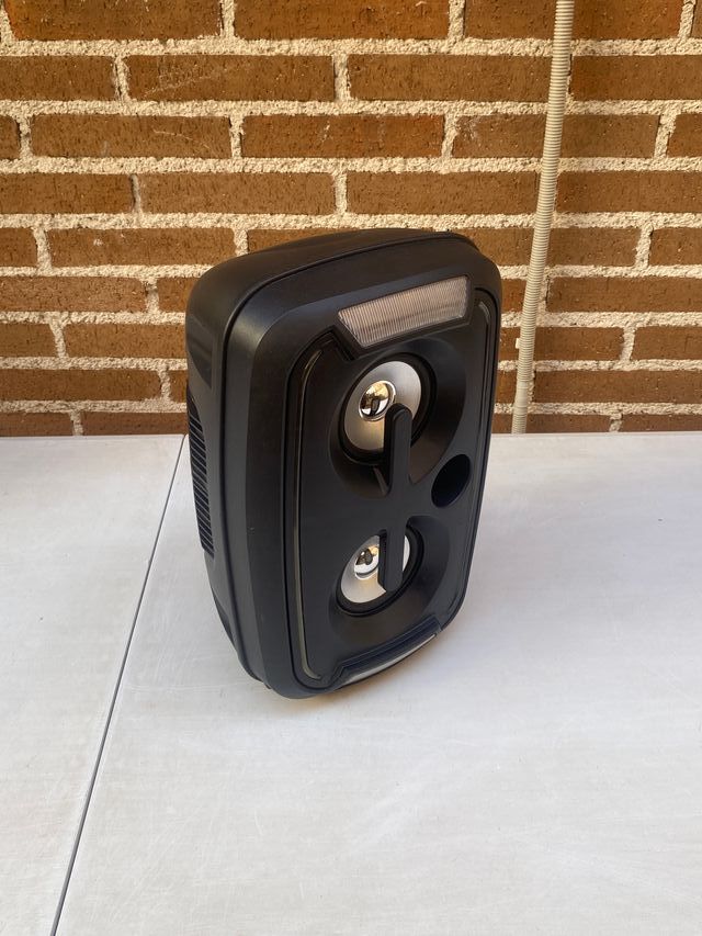 Altavoz Portatil Bluetooth y Batería Parlante