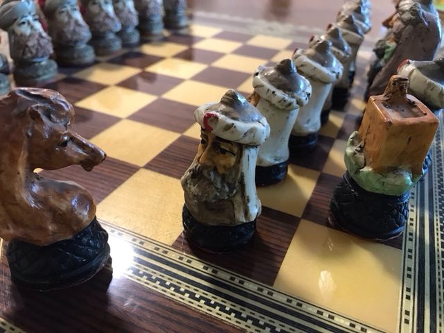 Scacchi Artigianali Mori e Cristiani