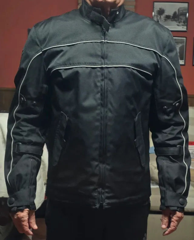 Chaqueta Negra Cordura con Protecciones