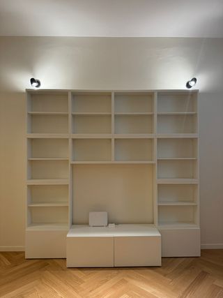 Libreria a muro con spazio TV (NUOVA)