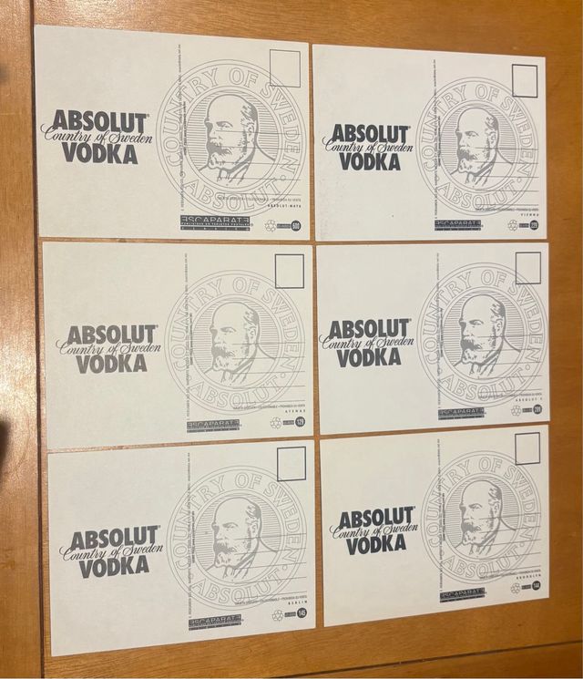 Carte postali della collezione Absolut Vodka