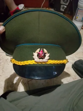 Gorra militar comunista