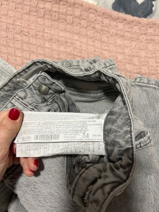 Pack Jersey Bershka y Pantalón Stradivarius Gris