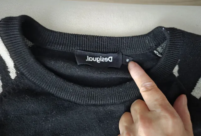 Jersey Desigual Negro y Blanco