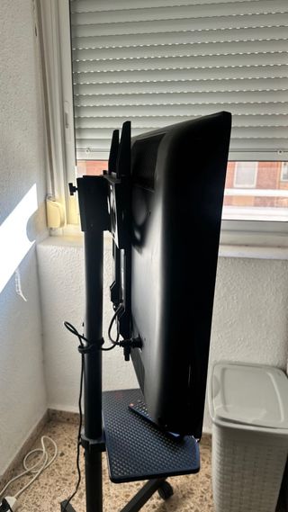 Samsung TV 32” HD 1080p