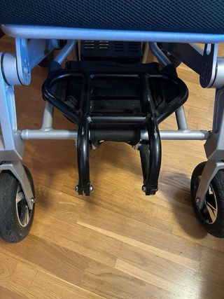 Silla de ruedas eléctrica plegable