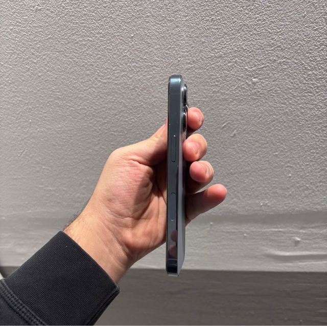 iPhone 13 Pro Blu Alpino