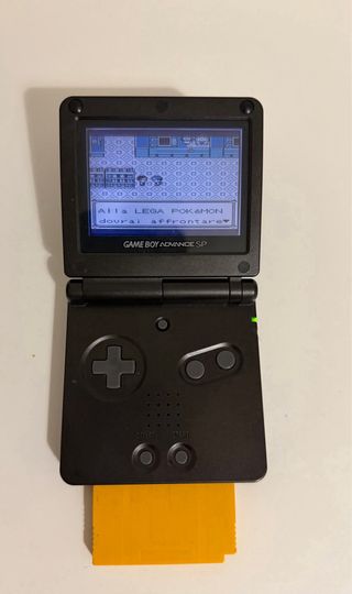 Pokemon Giallo Nintendo Game Boy