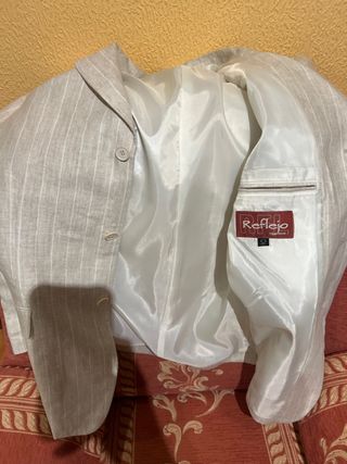 Americana Lino Rayas Beige Reflejo Talla 52