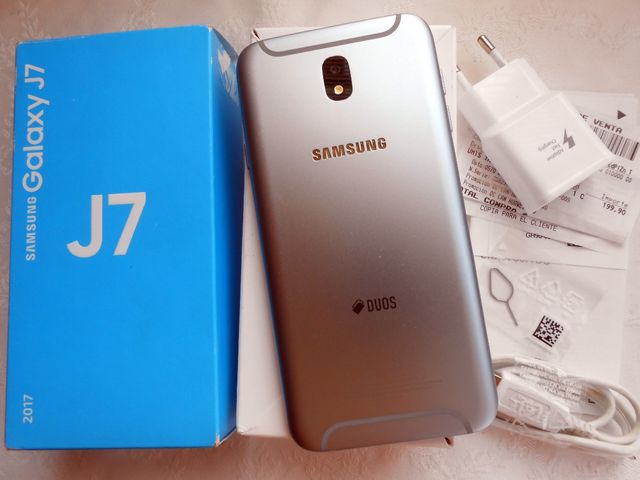 Samsung Galaxy J7