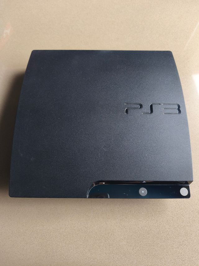 PlayStation 3 Slim Negra