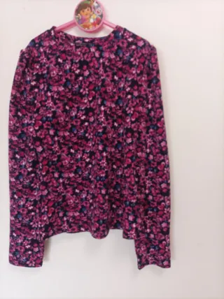 Blusa floral manga larga