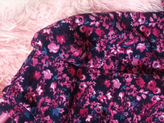 Blusa floral manga larga
