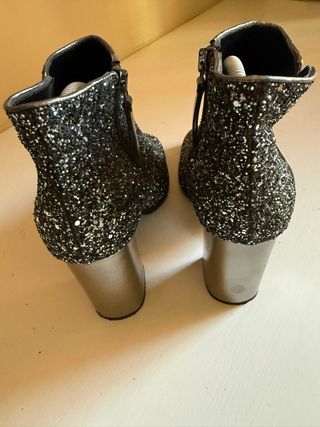 Stivaletti glitterati neri e argento