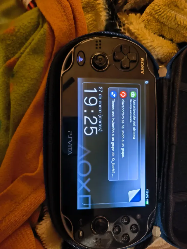 PS Vita Sony Negra + PlayStation 1