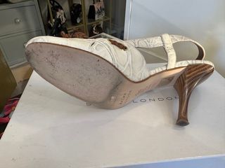 Sandalias Sacha London Piel Tacon Blanco Marron