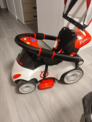 Triciclo infantil con capota y volante Usado 1 dia