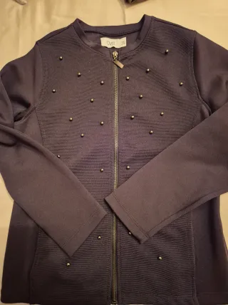 Giacca OVS nera con borchie taglia S  11/12 anni