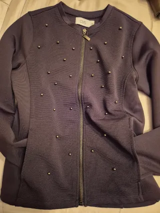 Giacca OVS nera con borchie taglia S  11/12 anni