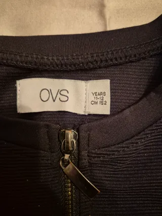 Giacca OVS nera con borchie taglia S  11/12 anni