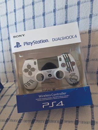 Mando DualShock 4 Blanco FIFA Real Madrid