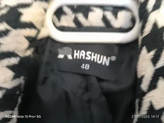 Abrigo de mujer estampado pata de gallo