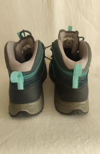 Botas de invierno Quechua grises y verde azulado