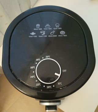 Freidora de aire negra