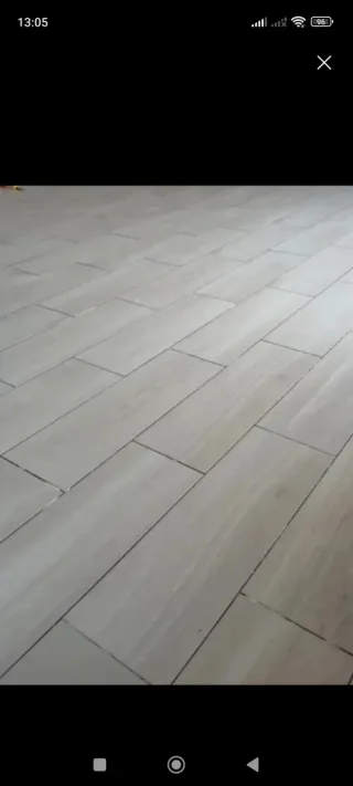 Albañil en san José Alcalá y la rinconada Sevilla