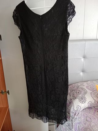 Vestido negro encaje fiesta
