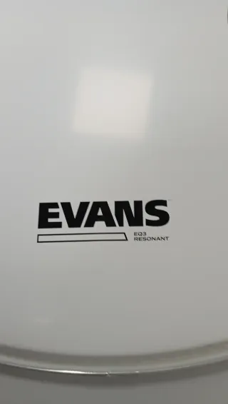Parche Batería Evans EQ3 Reso White 22