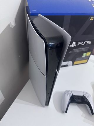 Consola PS5 Digital Edition Blanca 1 TB