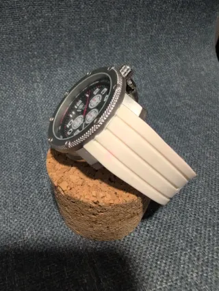 Reloj Calgary Hombre estilo elegante.