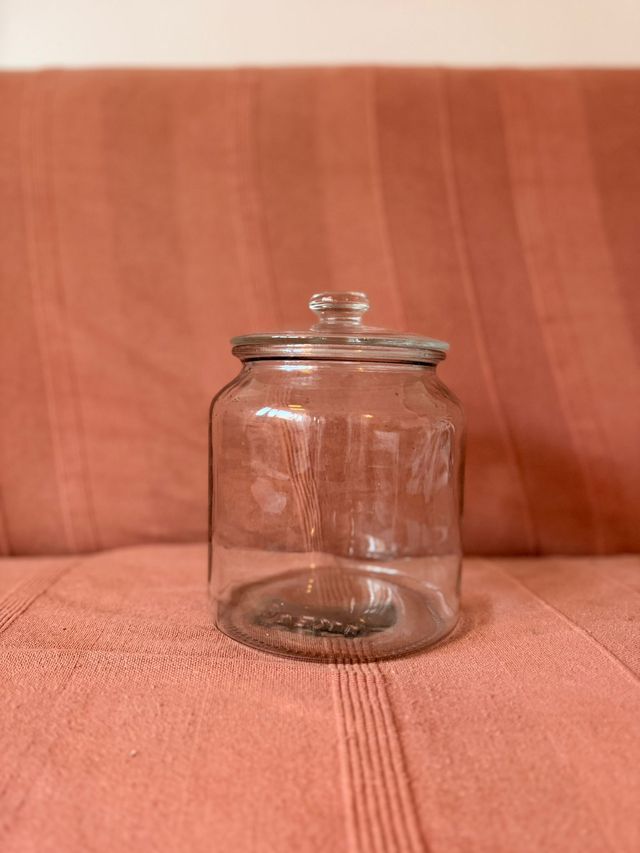 Frasco de vidrio con tapa