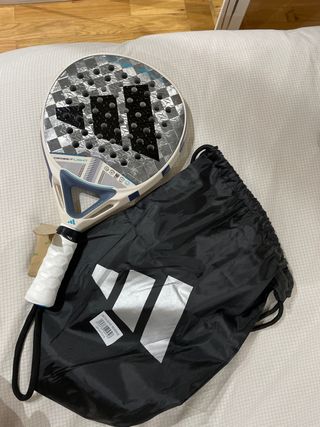 Pala de pádel Adidas Cross It Lightd sin estrenar
