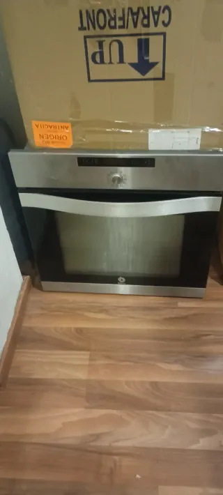 Horno, Vitrocerámica y Campana Extractora