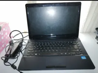 Portátil Samsung Negro