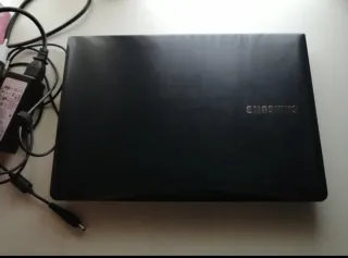 Portátil Samsung Negro