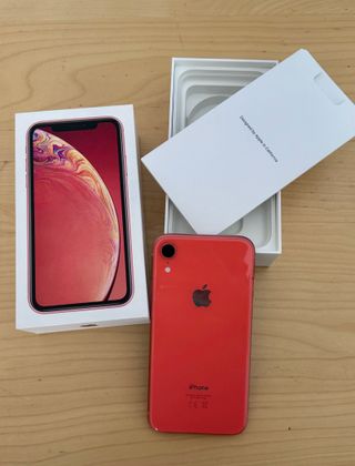 iPhone XR Coral 64 GB