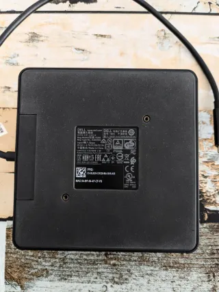 DELL Dock Station K16A / TB16 + cargador Perfecto